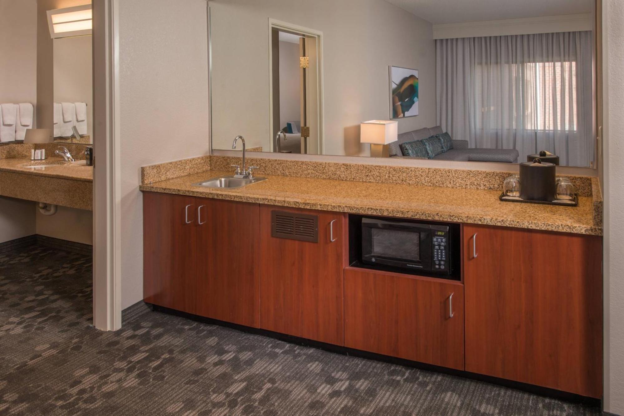 Готель Courtyard By Marriott Dulles Town Center Стерлінґ Екстер'єр фото