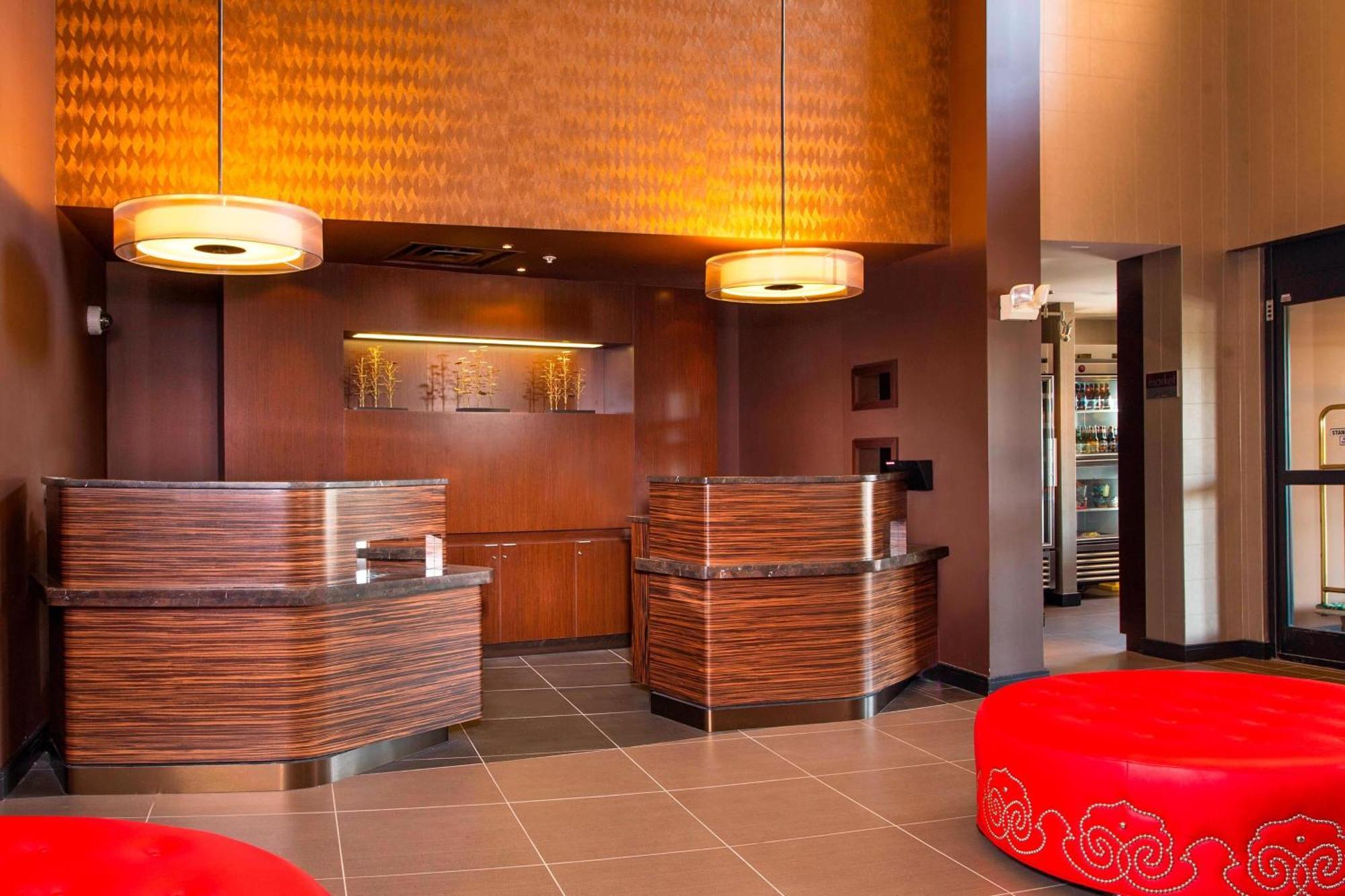 Готель Courtyard By Marriott Dulles Town Center Стерлінґ Екстер'єр фото